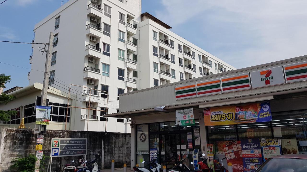 The Royalbee Aparthotel Bangkok Buitenkant foto